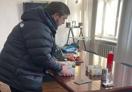 Посадовці ДВС і керівник «Дніпроважмашу»