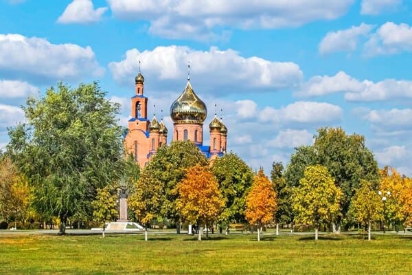 Храм святителя Іоанна Богослова в Покрові
